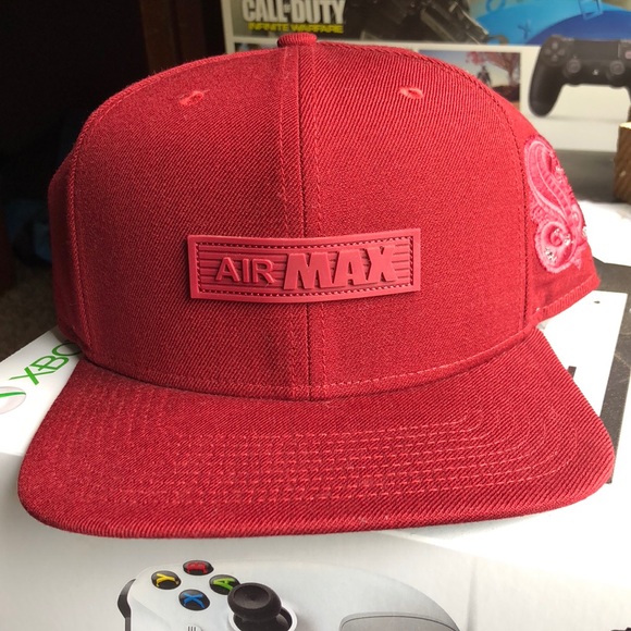 Nike Accessories | Nike Airmax Cobra Snapback | Poshmark